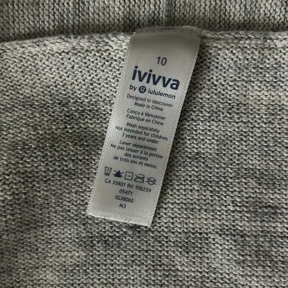 Ivivva cardigan. - Picture 4 of 4